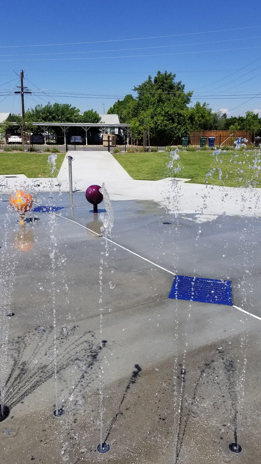 Splashpad | 196 N Reed Ave, Reedley, CA 93654, USA | Phone: (559) 637-4200