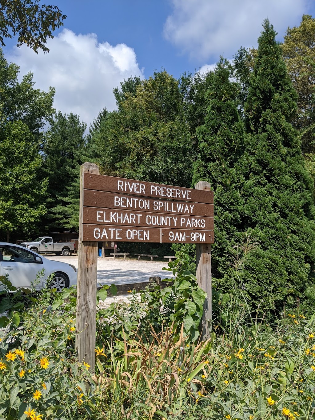 Benton Spillway ‒ River Preserve County Park | 68587 Co Rd 31, Goshen, IN 46526, USA | Phone: (574) 535-6458