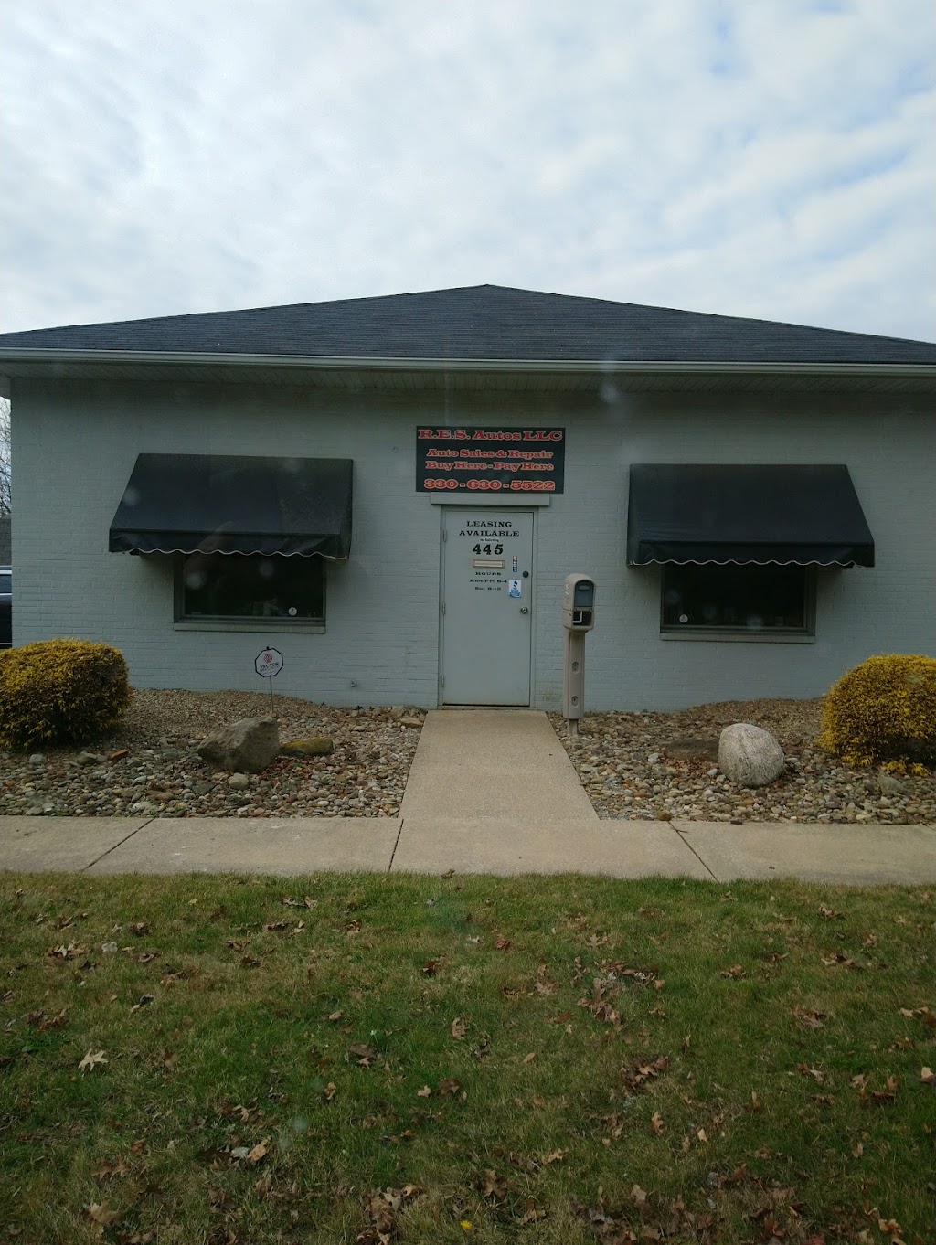 RES Auto LLC | 445 Munroe Falls Ave, Cuyahoga Falls, OH 44221, USA | Phone: (330) 630-5522