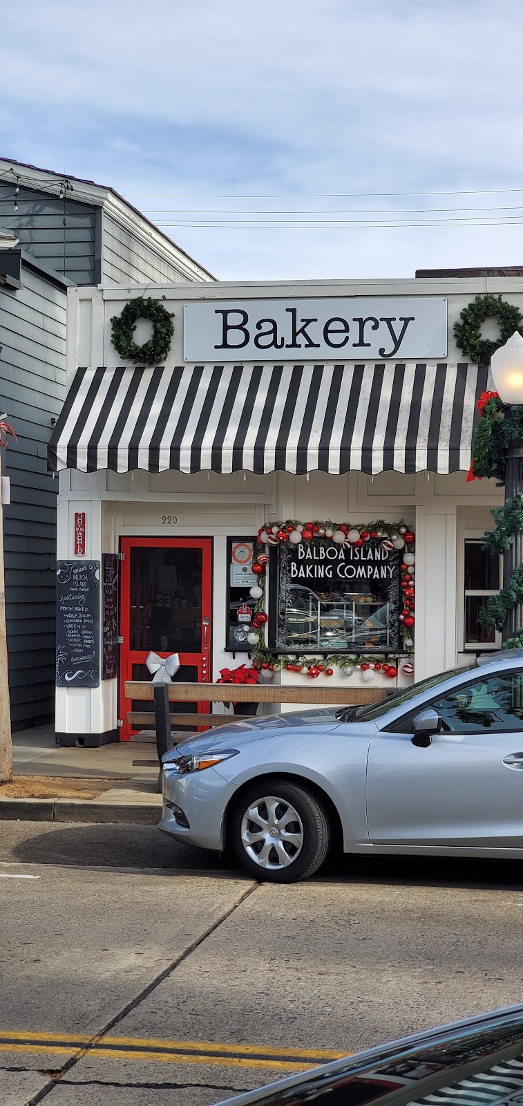 Balboa Island baking company | 220 Marine Ave, Newport Beach, CA 92662, USA | Phone: (949) 673-4522