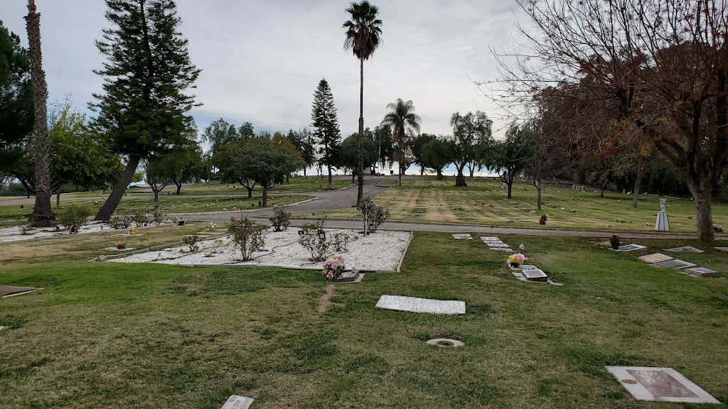Ramona Cemetery District | 532 Ash St, Ramona, CA 92065, USA | Phone: (760) 789-0136
