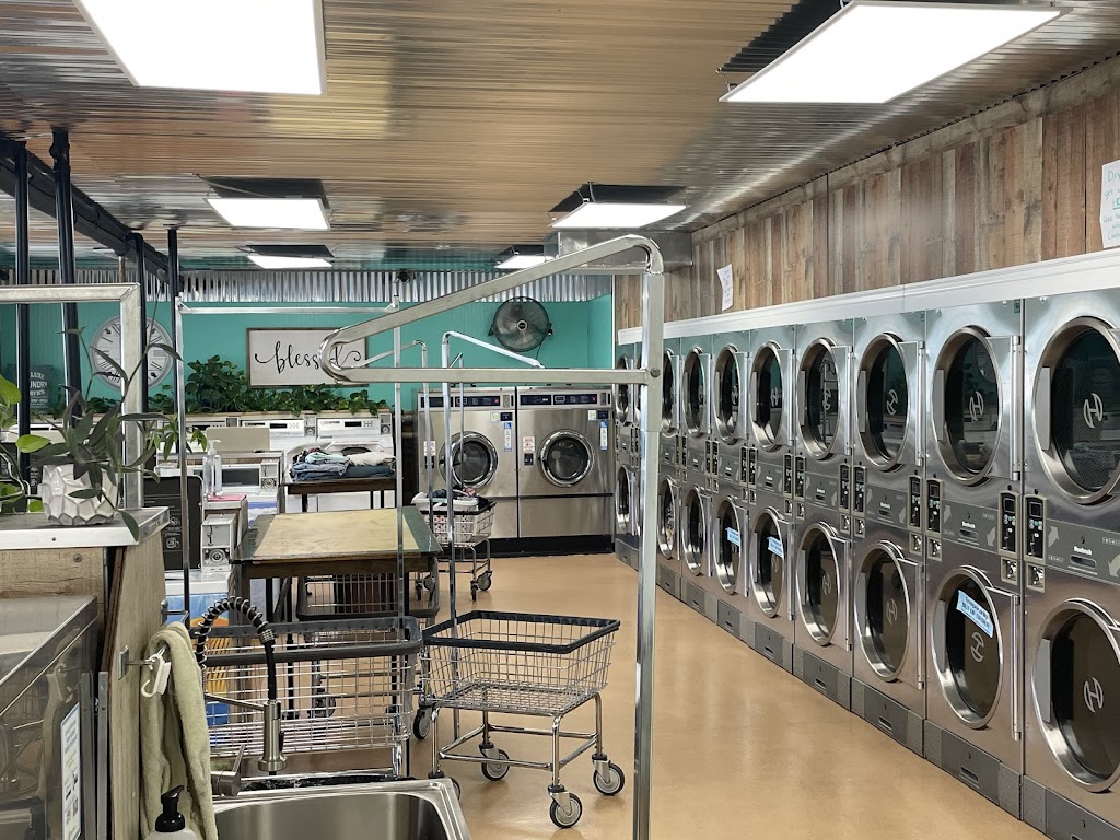 Middlebury Laundry Care | 424 N Main St #1, Middlebury, IN 46540, USA | Phone: (574) 825-2232