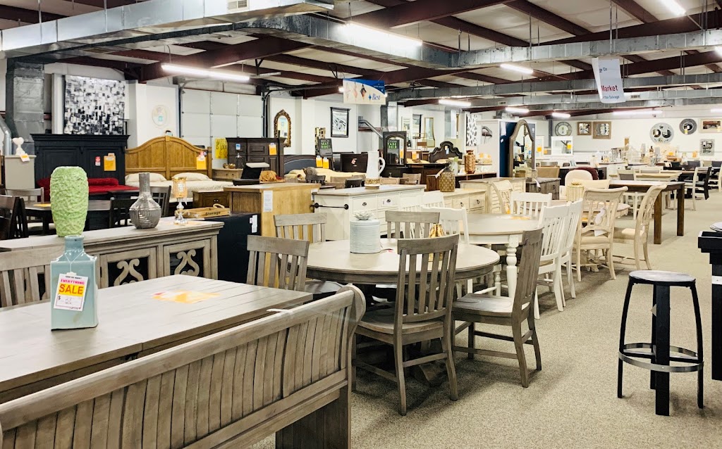 Heavner Furniture Market | 1701 W Market St, Smithfield, NC 27577, USA | Phone: (919) 934-0551