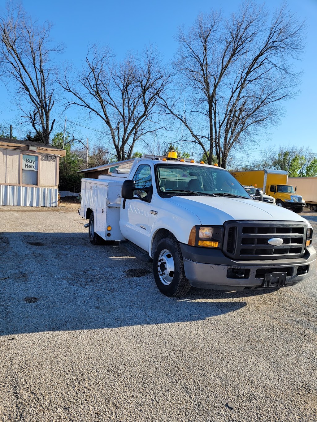 Pena Truck Sales Inc | 2004 E Division St, Arlington, TX 76011, USA | Phone: (682) 276-6401