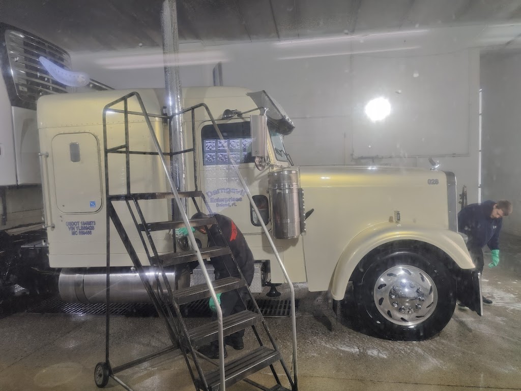 Eagle Truck Wash | 3654 Libbey Rd, Perrysburg, OH 43551, USA | Phone: (419) 837-2380