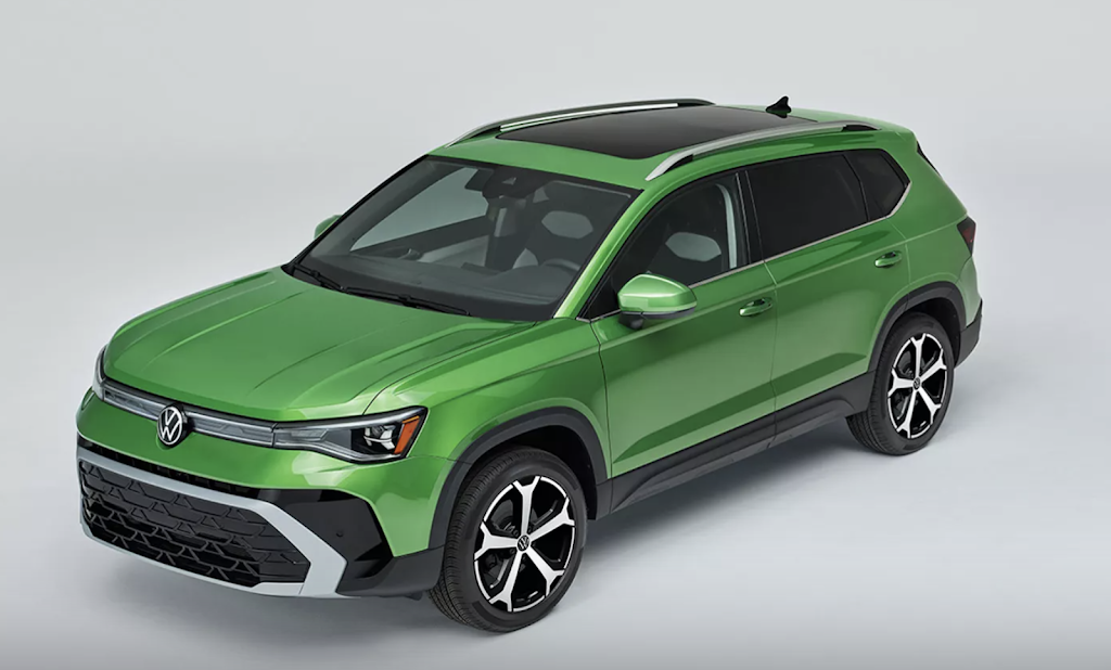 Reydel Volkswagen of Freehold | 4360 US-9, Freehold, NJ 07728, USA | Phone: (732) 702-6500