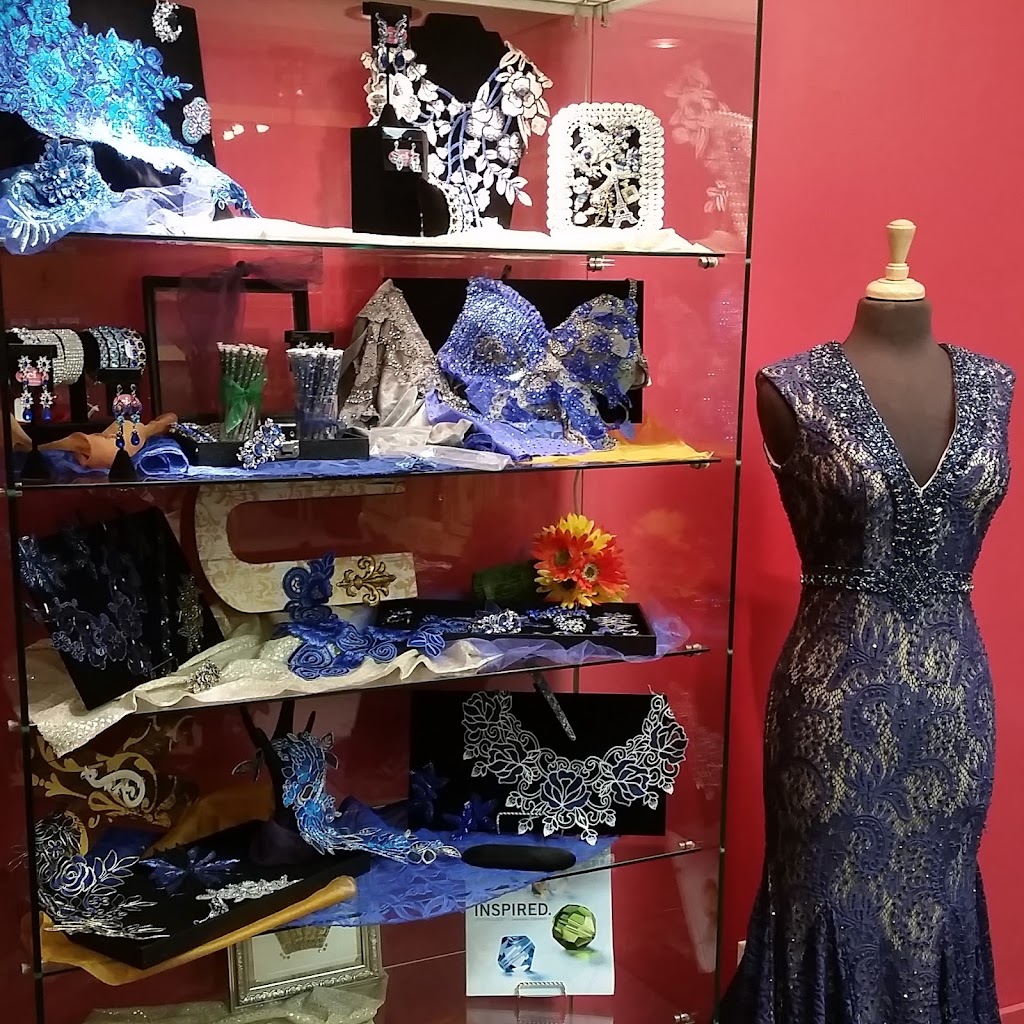 Crystal Couture Inc | 14276 23rd Ave N, Plymouth, MN 55447, USA | Phone: (952) 476-1030