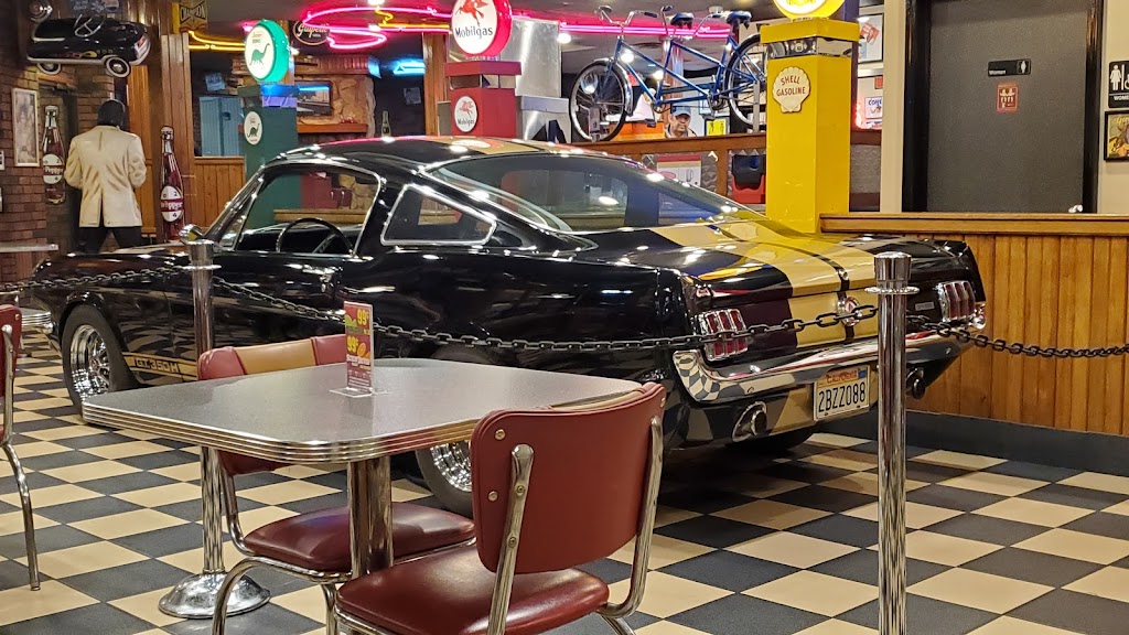 Spangles | 415 S West St, Wichita, KS 67213, USA | Phone: (316) 942-3479