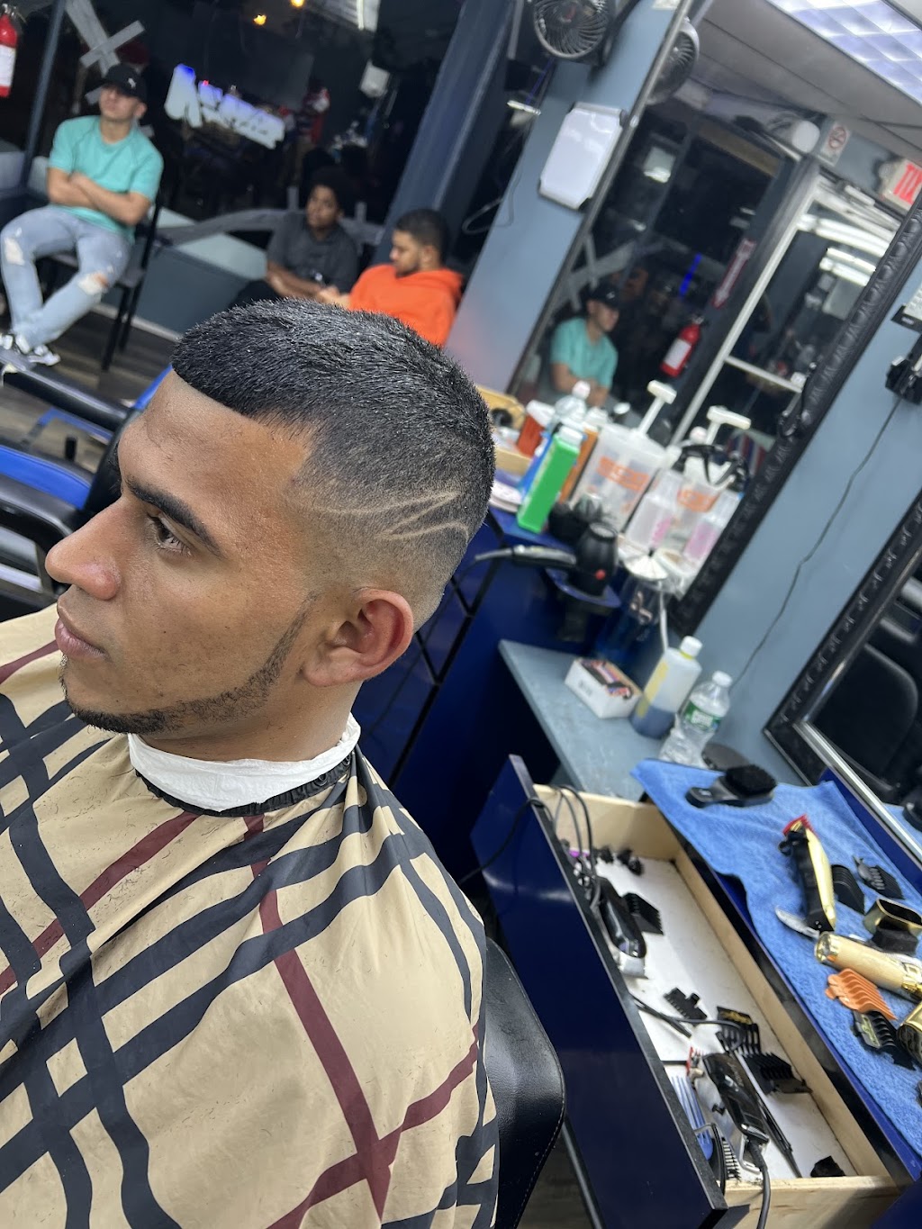 Sosa Barber | 734 Livingston Ave, New Brunswick, NJ 08901, USA | Phone: (732) 543-2559