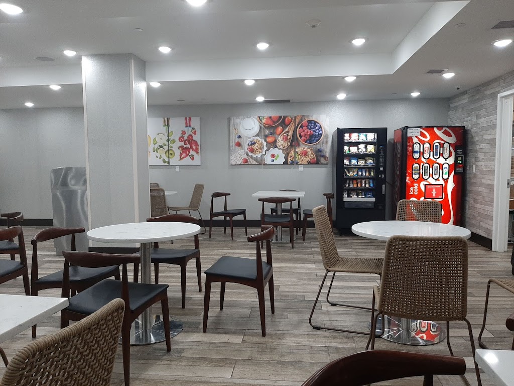 Hotel Ninety Five - JFK Airport | 145-07 95th Ave, Jamaica, NY 11435, USA | Phone: (718) 291-4000