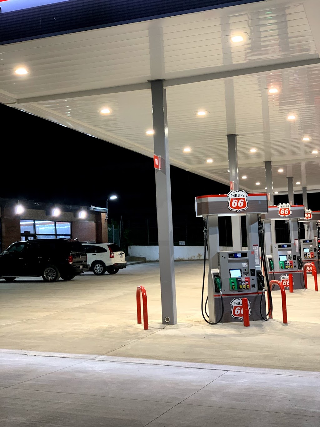 Phillips 66 | 1113 Salisbury St, St. Louis, MO 63107, USA | Phone: (314) 231-7240