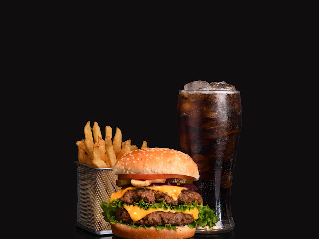 Burger Cafe & Beyond | 2-216 Glenridge Ave, St. Catharines, ON L2T 3J8, Canada | Phone: (905) 397-3337