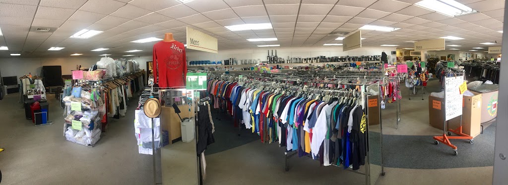 Village Thrift | 12436 Warwick Blvd, Newport News, VA 23606, USA | Phone: (757) 310-6751