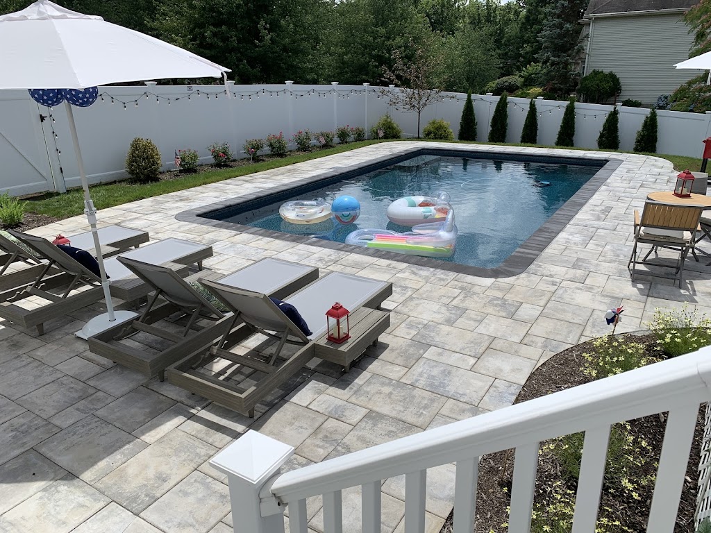 Henry Bona Pools & Spas | 878 US-46, Kenvil, NJ 07847, USA | Phone: (973) 584-1000