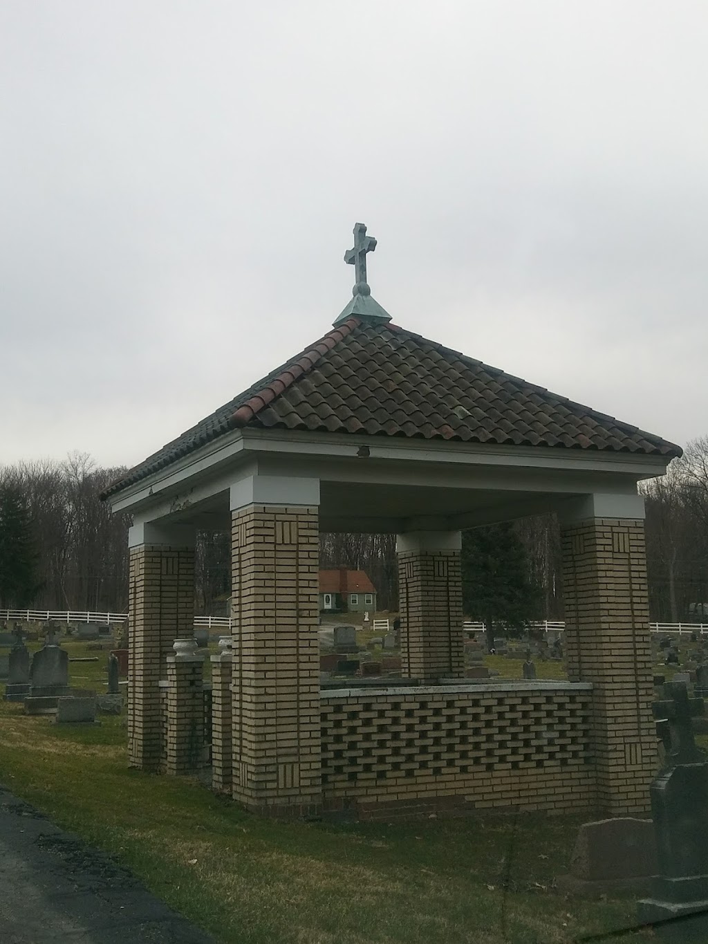 Holy Rosary Cemetery | 2790 Lehigh Ln, Lowellville, OH 44436, USA | Phone: (330) 536-6987