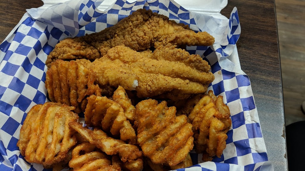 DeeOs Seafood | 2256 N Germantown Pkwy, Cordova, TN 38016, USA | Phone: (901) 443-5312