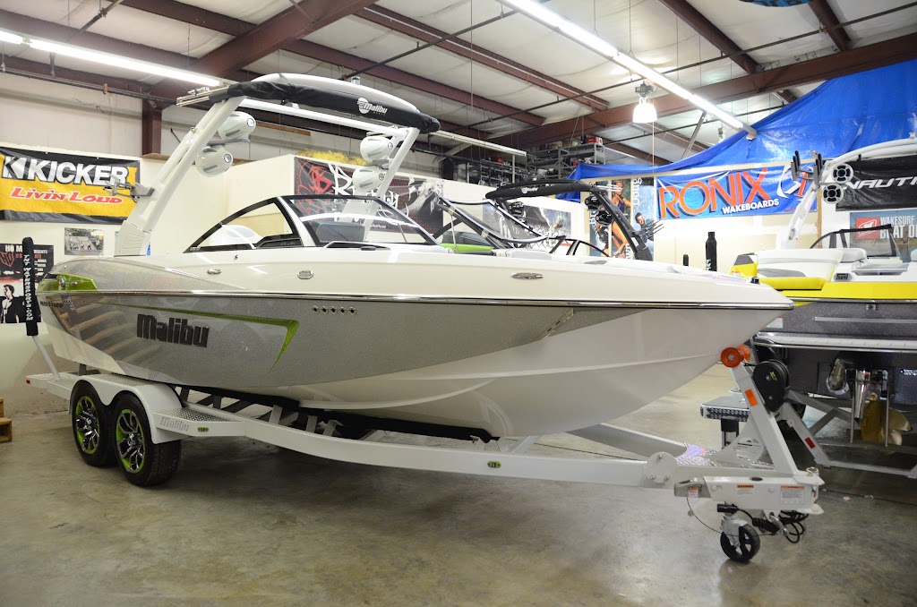 TNT Water Sports | 1089 W Main St, Hendersonville, TN 37075, USA | Phone: (615) 826-2655