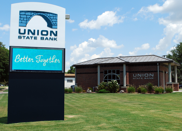 Union State Bank | 700 N Summit St, Arkansas City, KS 67005, USA | Phone: (620) 442-5200