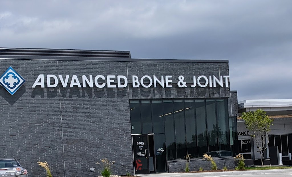 Advanced Bone & Joint | 5200 Executive Centre Pkwy Suite 300, St Peters, MO 63376, USA | Phone: (636) 229-4222