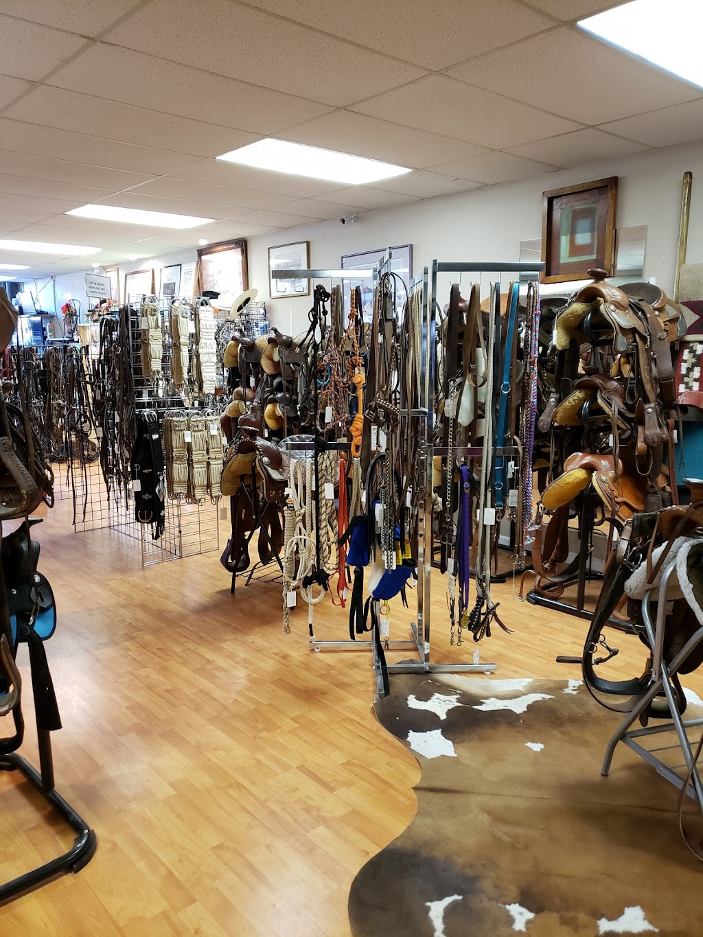 Mane Street Tack | 14 E Main St, Ione, CA 95640, USA | Phone: (209) 790-5146