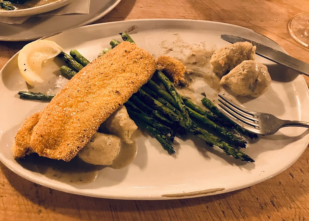 Gunk Haus 387 South St, Highland, NY 12528