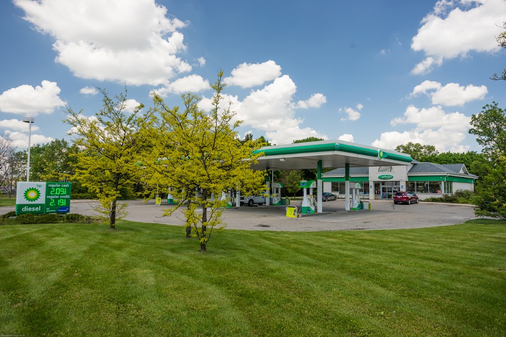 bp | 8500 Dixie Hwy, Village of Clarkston, MI 48348, USA | Phone: (248) 625-1704