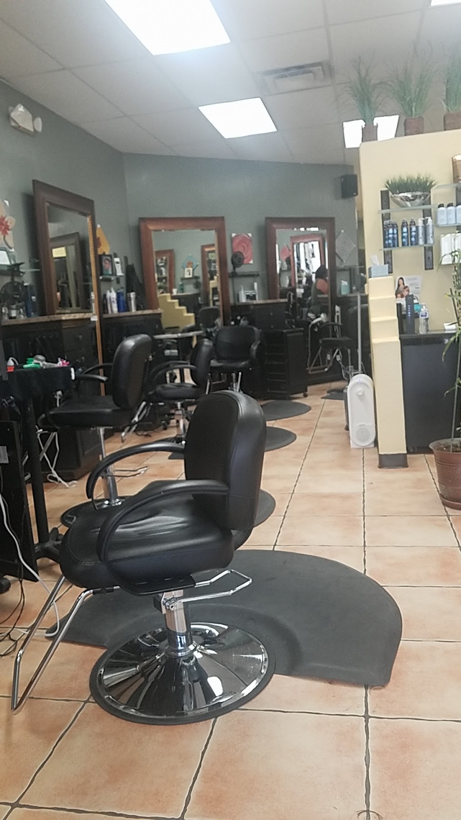 Urbanity Hair Studio | 20941 E Smoky Hill Rd unit h, Centennial, CO 80015, USA | Phone: (303) 690-1329