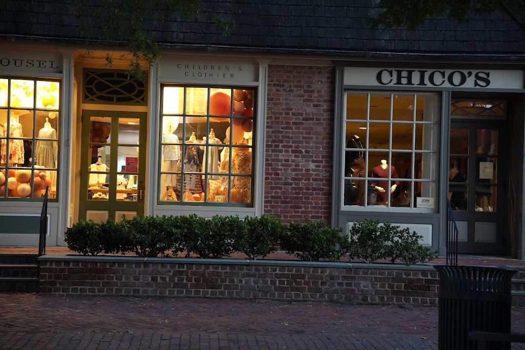 Chicos | 422 W Duke of Gloucester St, Williamsburg, VA 23185, USA | Phone: (757) 564-7448