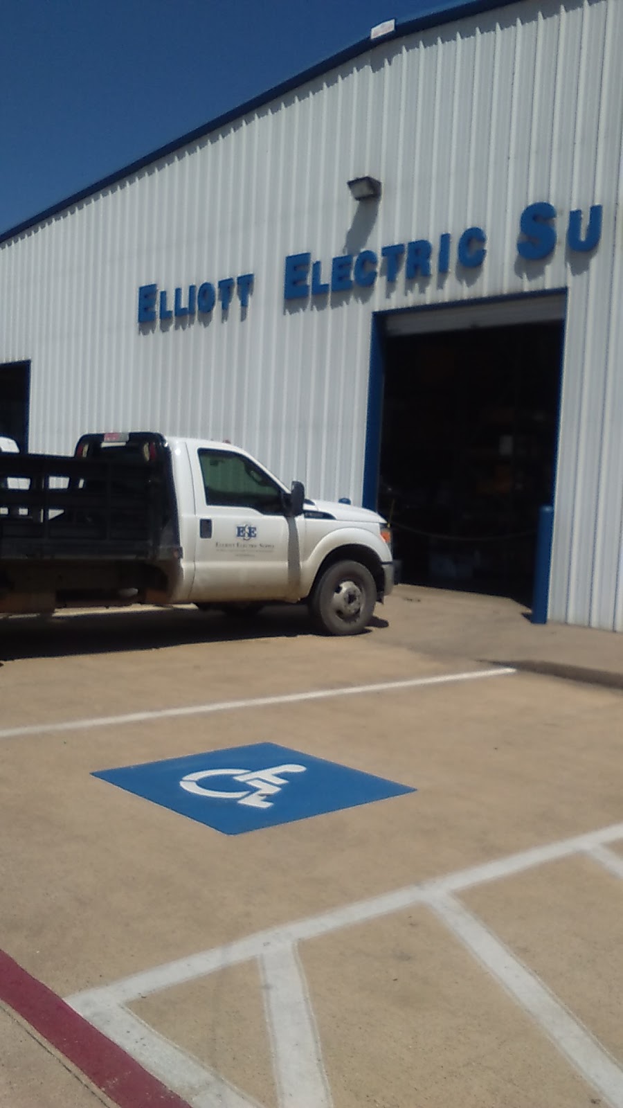 Elliott Electric Supply | 711 Lake Bardwell Dr, Ennis, TX 75119, USA | Phone: (972) 875-3413