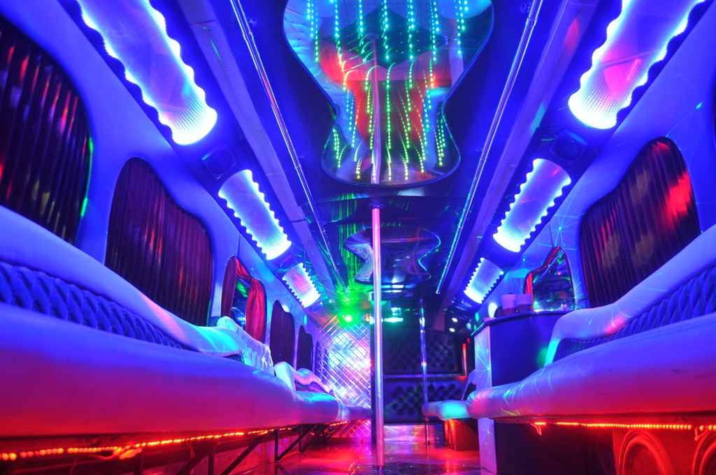 Alive Limo and Party Bus | 2908 Commercial St, San Diego, CA 92113, USA | Phone: (619) 595-1766