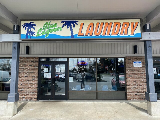 Blue Lagoon Laundry | 205 E Casino Rd, Everett, WA 98208, USA | Phone: (425) 514-8239