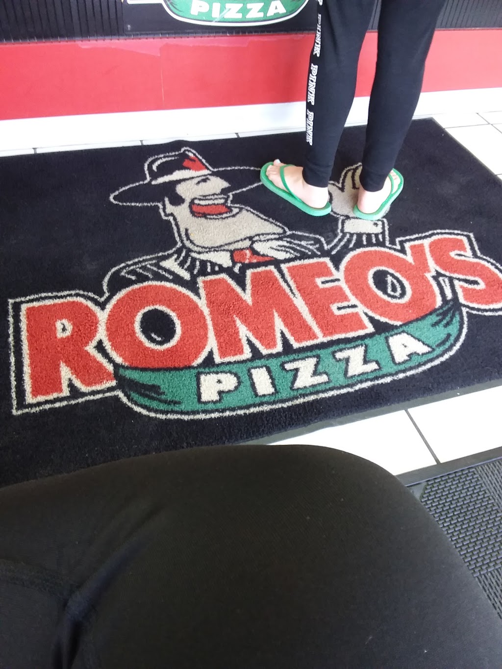Romeos Pizza | 428 Avon Belden Rd, Avon Lake, OH 44012, USA | Phone: (440) 930-8575