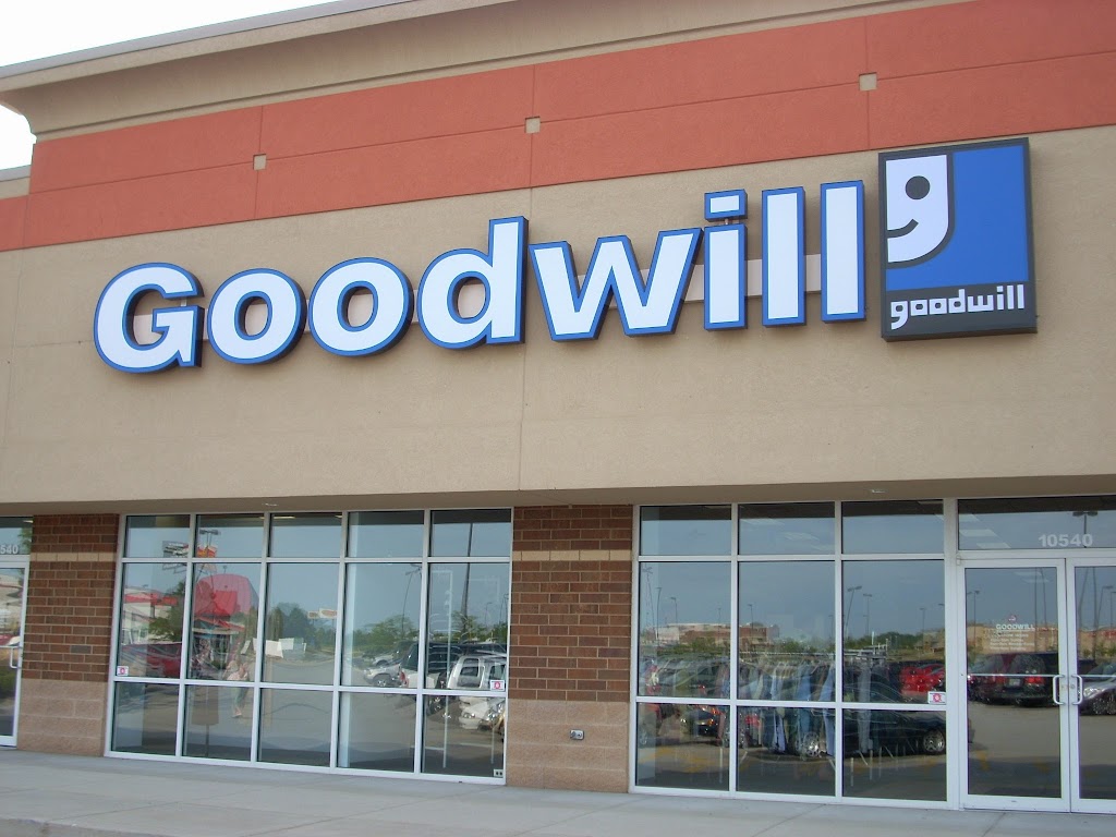 Goodwill Industries - Maysville Rd Store | 10540 Maysville Rd, Fort Wayne, IN 46835, USA | Phone: (260) 748-0294