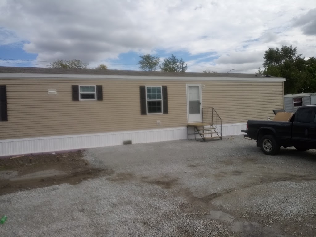 Specialville Estates Mobile Home Park | 14136 S Wood St #9, Dixmoor, IL 60426, USA | Phone: (708) 232-3954