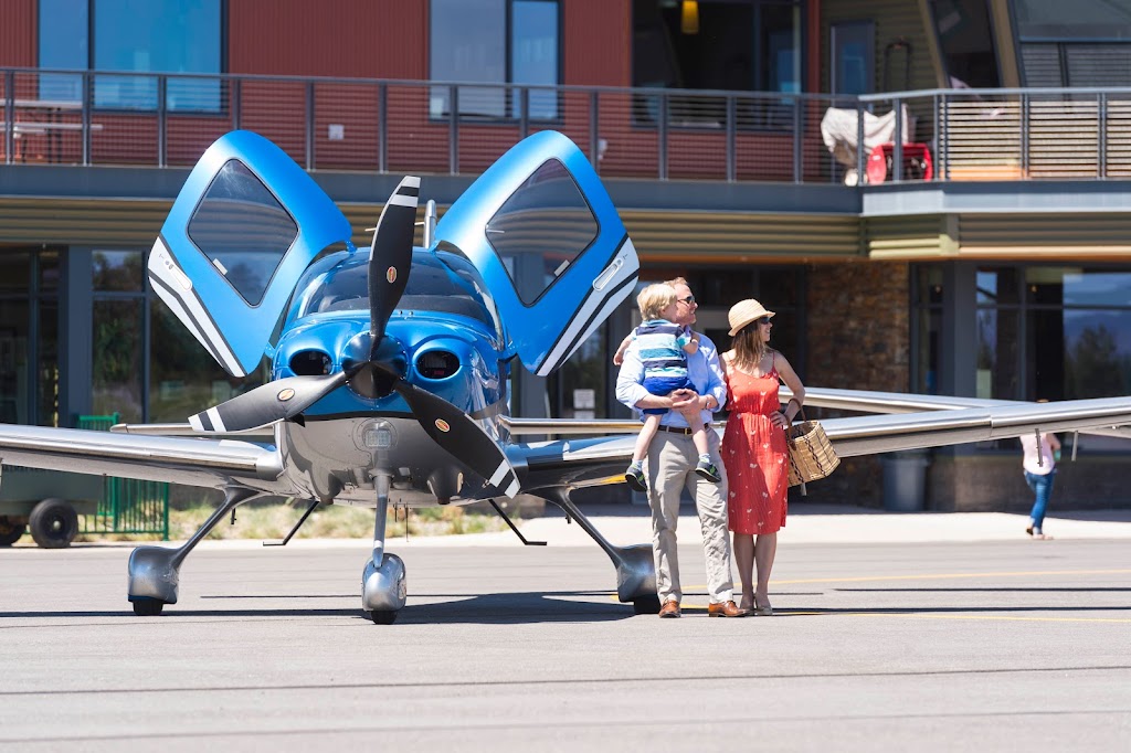 Mountain Lion Aviation | 10356 Truckee Airport Rd #1, Truckee, CA 96161, USA | Phone: (833) 654-6359