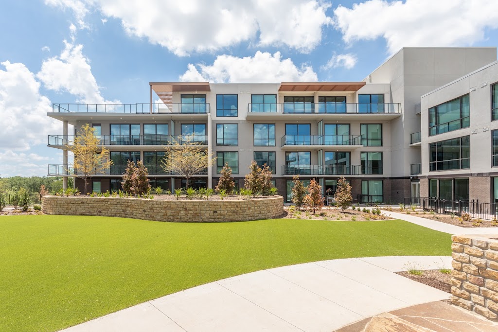 The Village Drey | 5605 Village Glen Dr, Dallas, TX 75206, USA | Phone: (214) 772-2420