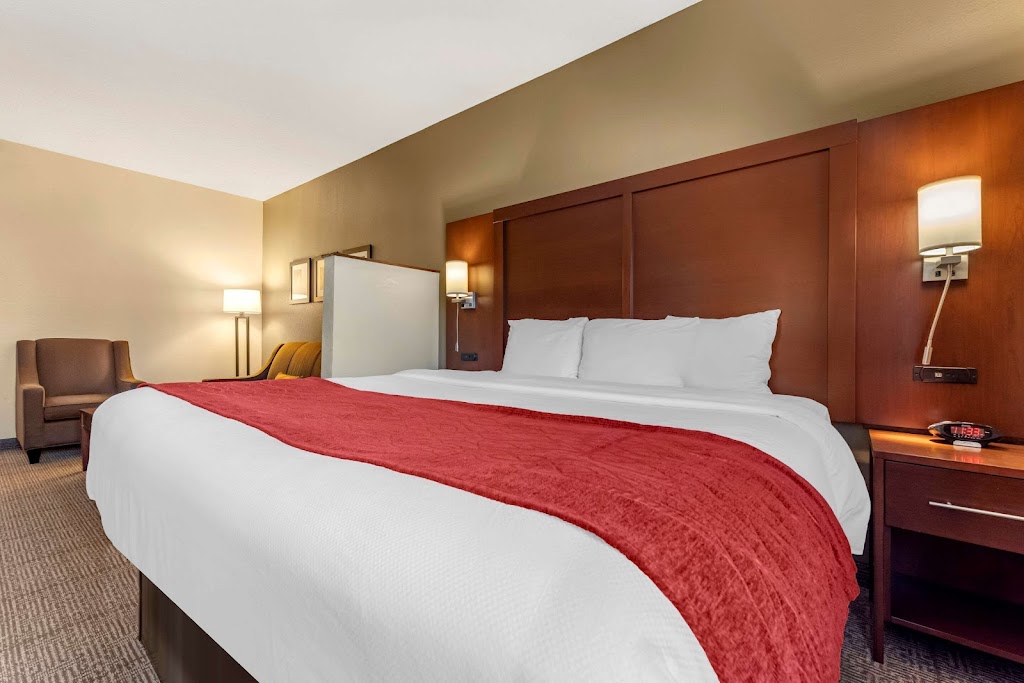 Comfort Inn & Suites Streetsboro - Kent | 9172 Market Square Dr, Streetsboro, OH 44241, USA | Phone: (330) 422-6446