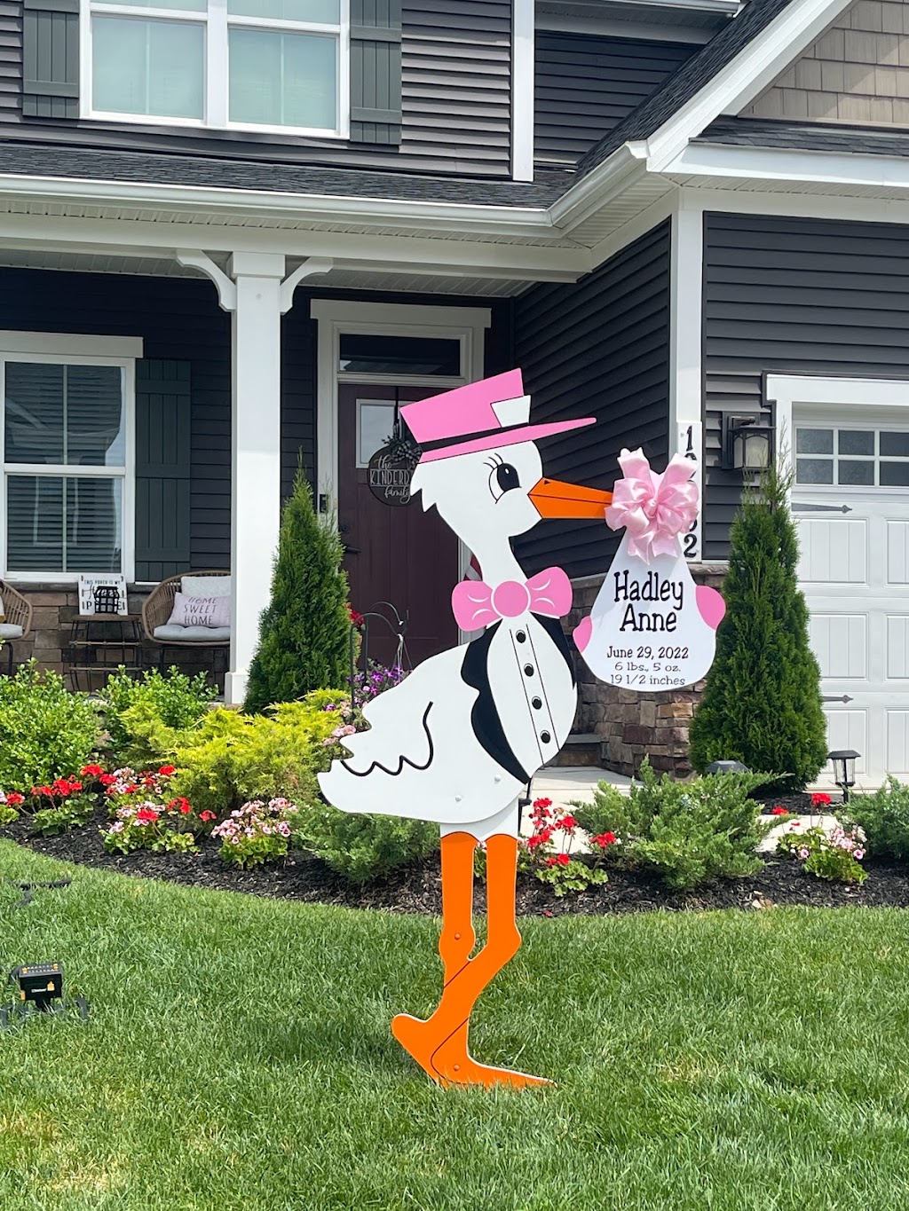 Flying Storks Yard Signs | 5715 Nottingham Pl, Adamstown, MD 21710, USA | Phone: (301) 606-3091