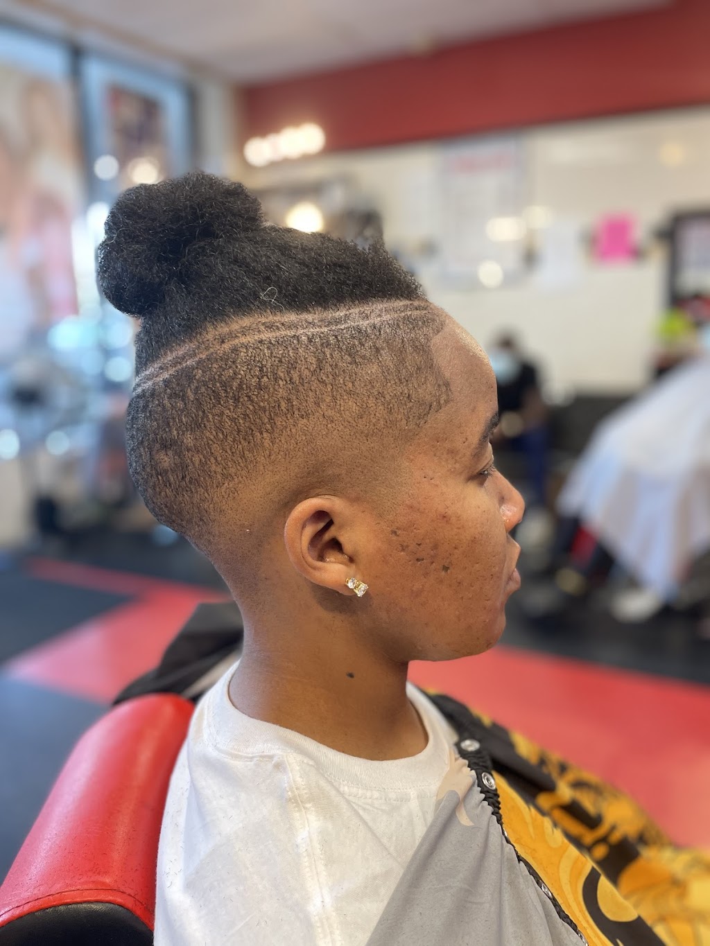 Superb Quality Cuts @Kadis | 14234 Smoketown Rd, Woodbridge, VA 22192 | Phone: (202) 505-8700