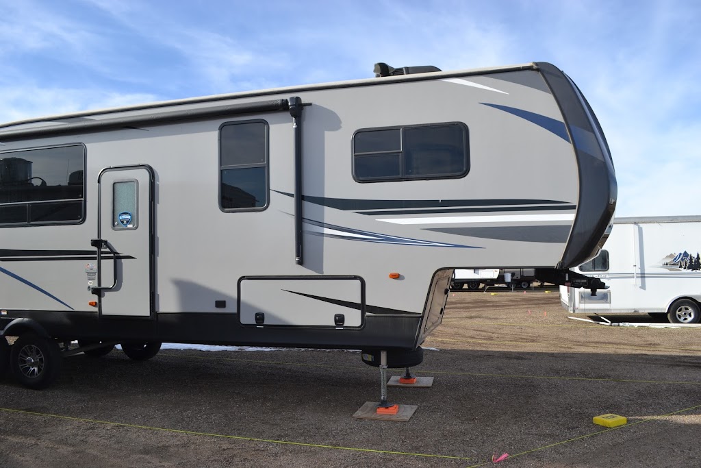 Dacono RV Storage | 5332 Summit Blvd, Dacono, CO 80514, USA | Phone: (303) 691-1886