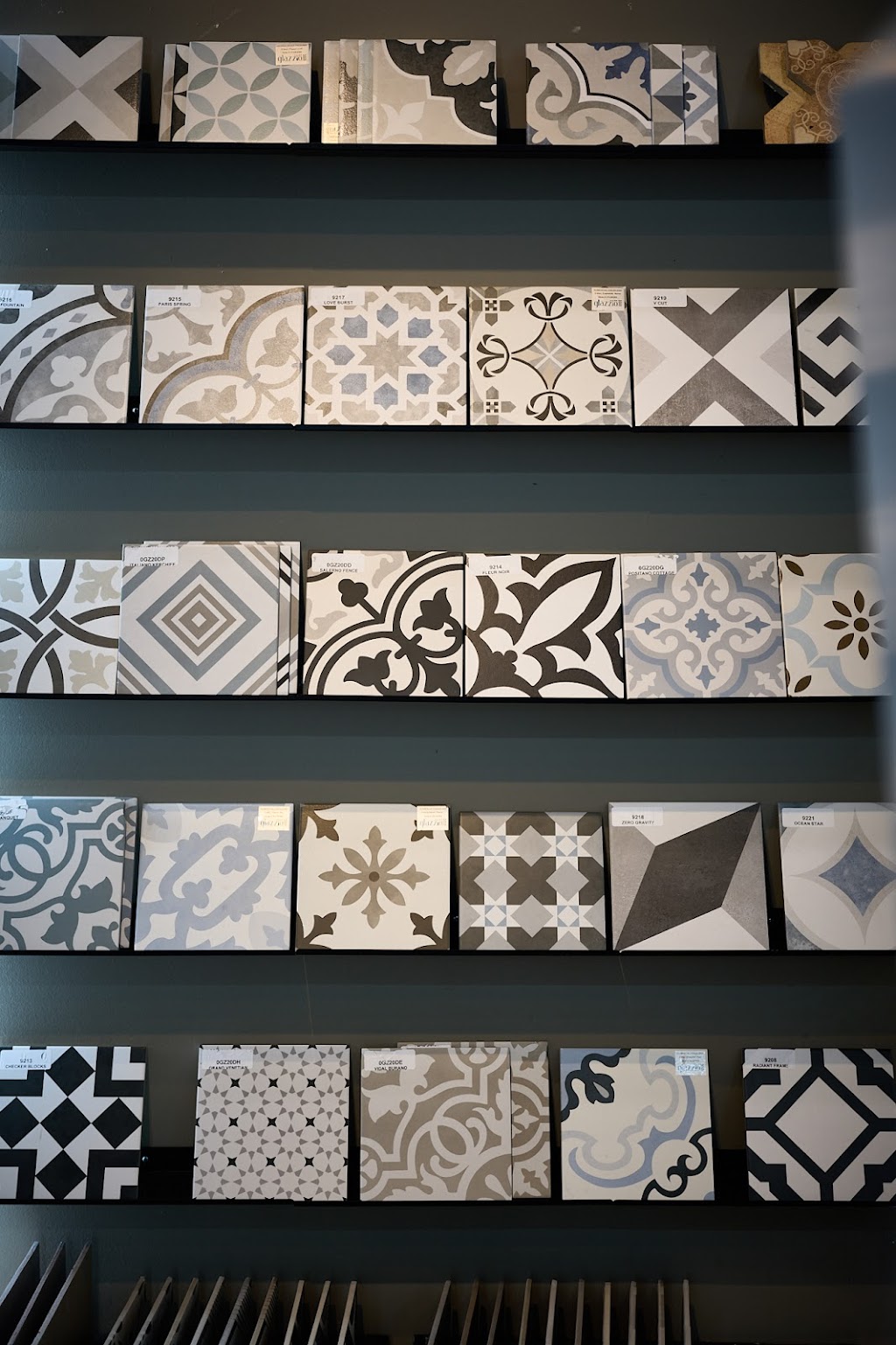 Design Tile and Flooring Sarasota | 7488 S Tamiami Trail, Sarasota, FL 34231, USA | Phone: (941) 773-7410