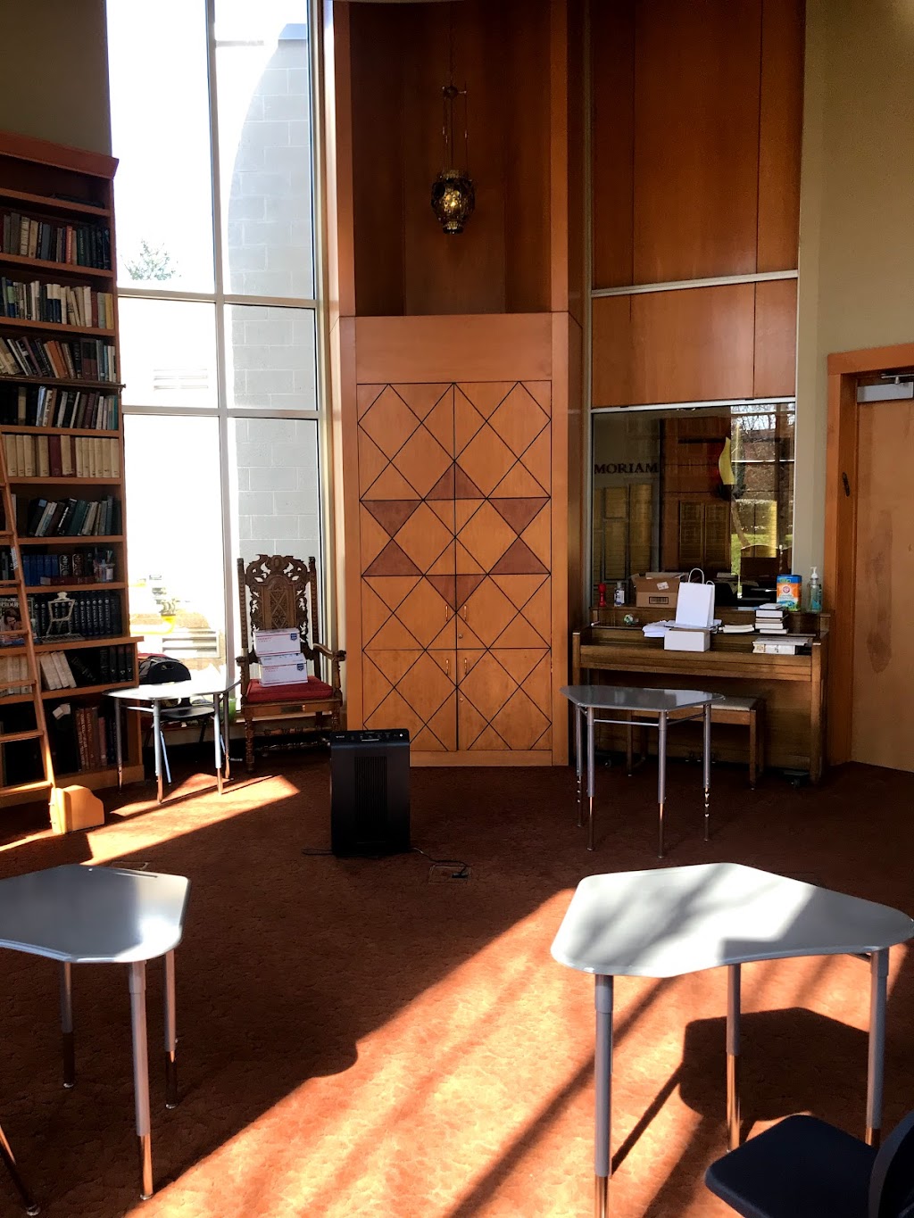 Shaarei Tikvah Scarsdale | 46 Fox Meadow Rd, Scarsdale, NY 10583, USA | Phone: (914) 472-2013