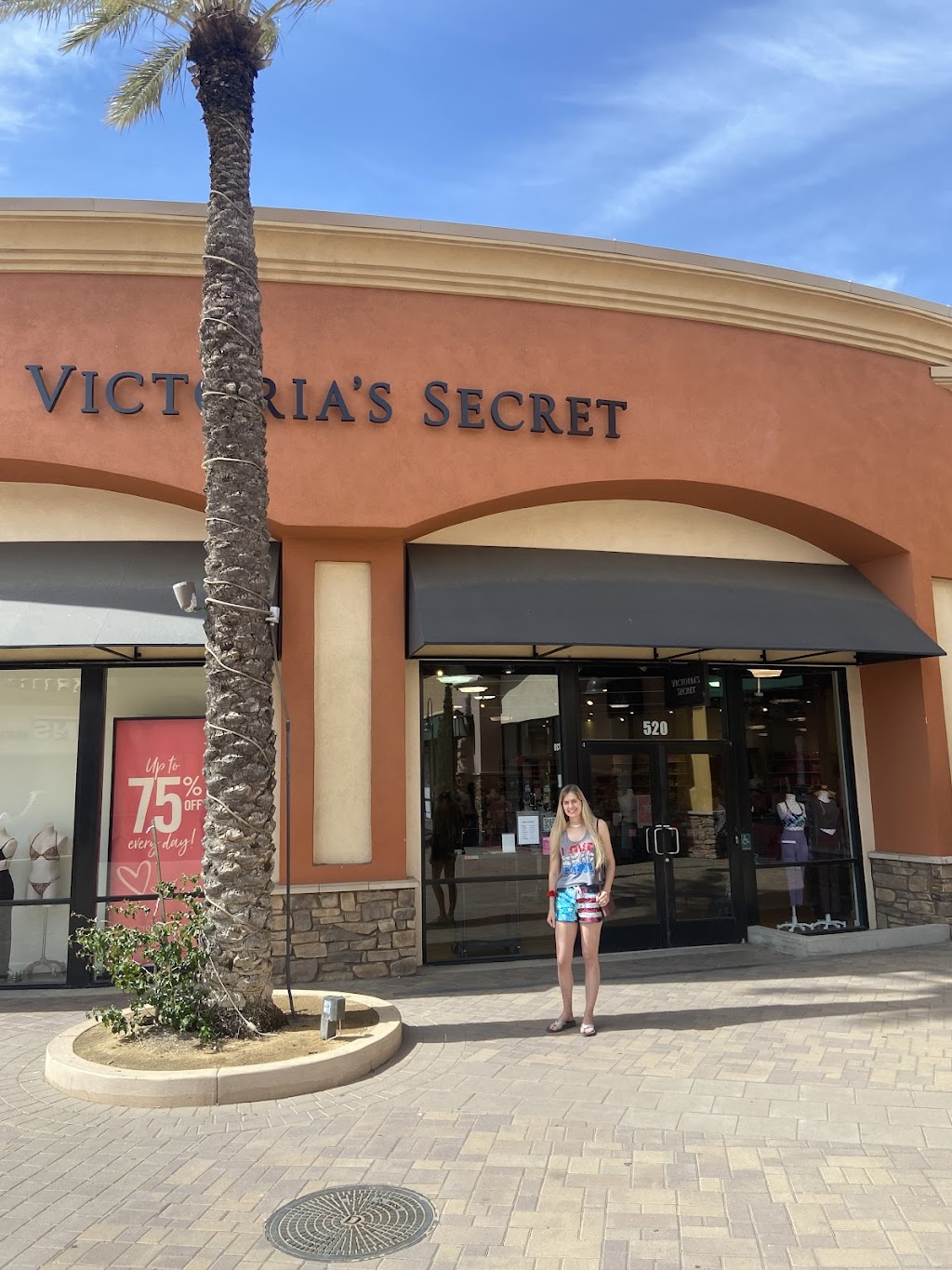 Victorias Secret | 48400 Seminole Dr #520, Cabazon, CA 92230, USA | Phone: (951) 572-5285