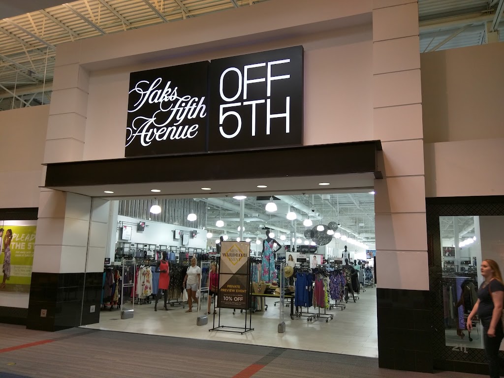 Saks OFF 5TH | 3000 Grapevine Mills Pkwy, Grapevine, TX 76051 | Phone: (972) 724-3500