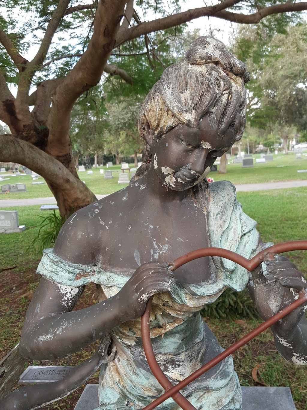 Evergreen Cemetery | 1300 SE 10th Ave, Fort Lauderdale, FL 33301, USA | Phone: (954) 828-7050