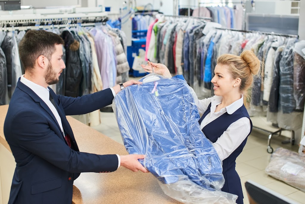 Michael Angelas Dry Cleaner & Alterations | 8690 Biscayne Blvd Suite 7, Miami, FL 33138, USA | Phone: (786) 955-8037