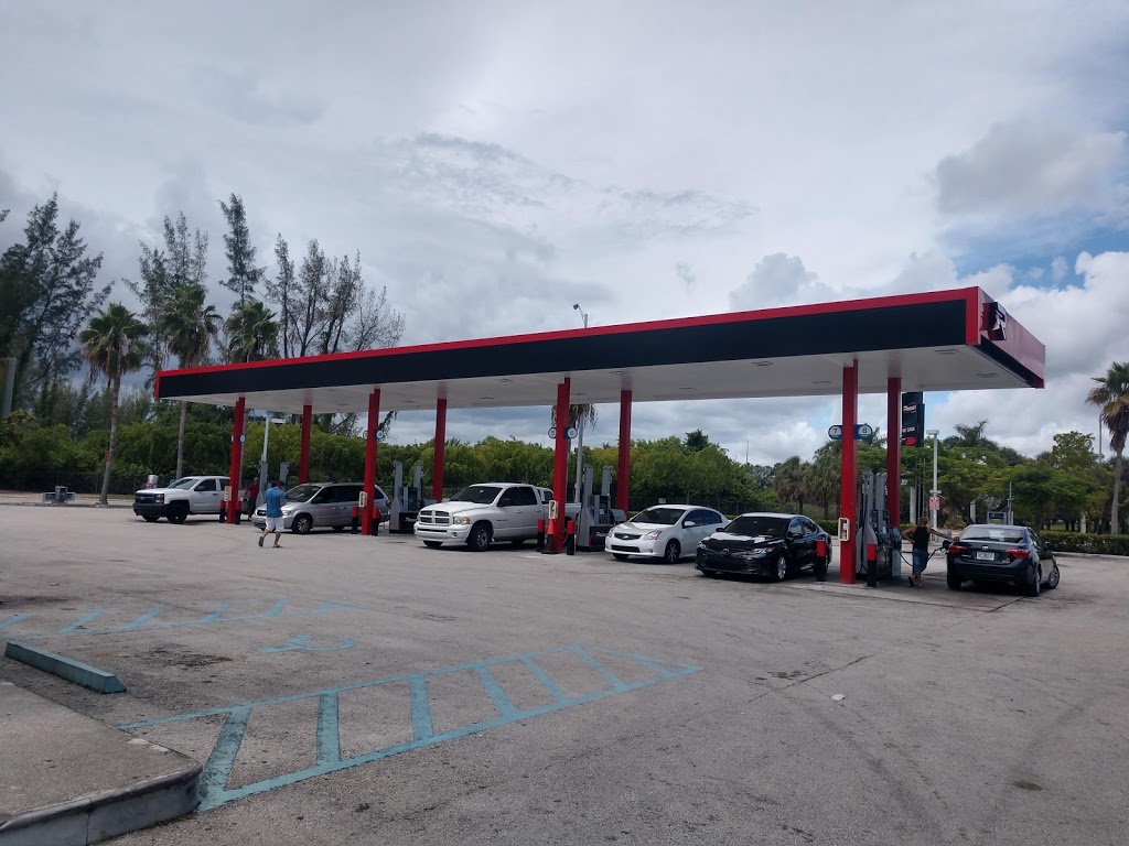 Chevron Hialeah | 900 E 65th St, Hialeah, FL 33013, USA | Phone: (954) 961-5222