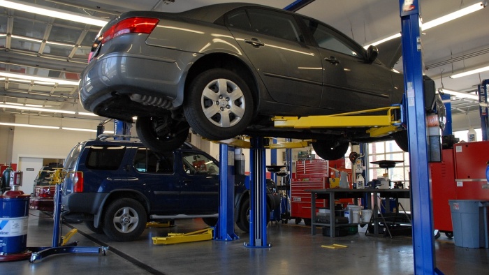 Auto Lab | 400 S Milwaukee Ave, Libertyville, IL 60048, USA | Phone: (847) 367-4488