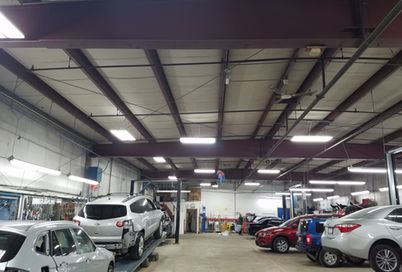 CDE Collision Center-Vissers Tinley Park | 7400 Duvan Dr, Tinley Park, IL 60477, USA | Phone: (708) 532-7400