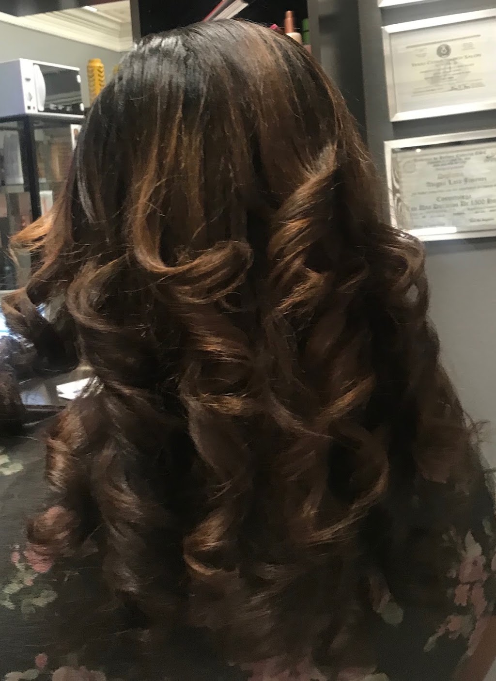 Dominican Hair Specialists Salon Suite | 665 W Lyndon B Johnson Fwy Suite 123, Irving, TX 75063, USA | Phone: (469) 733-6536